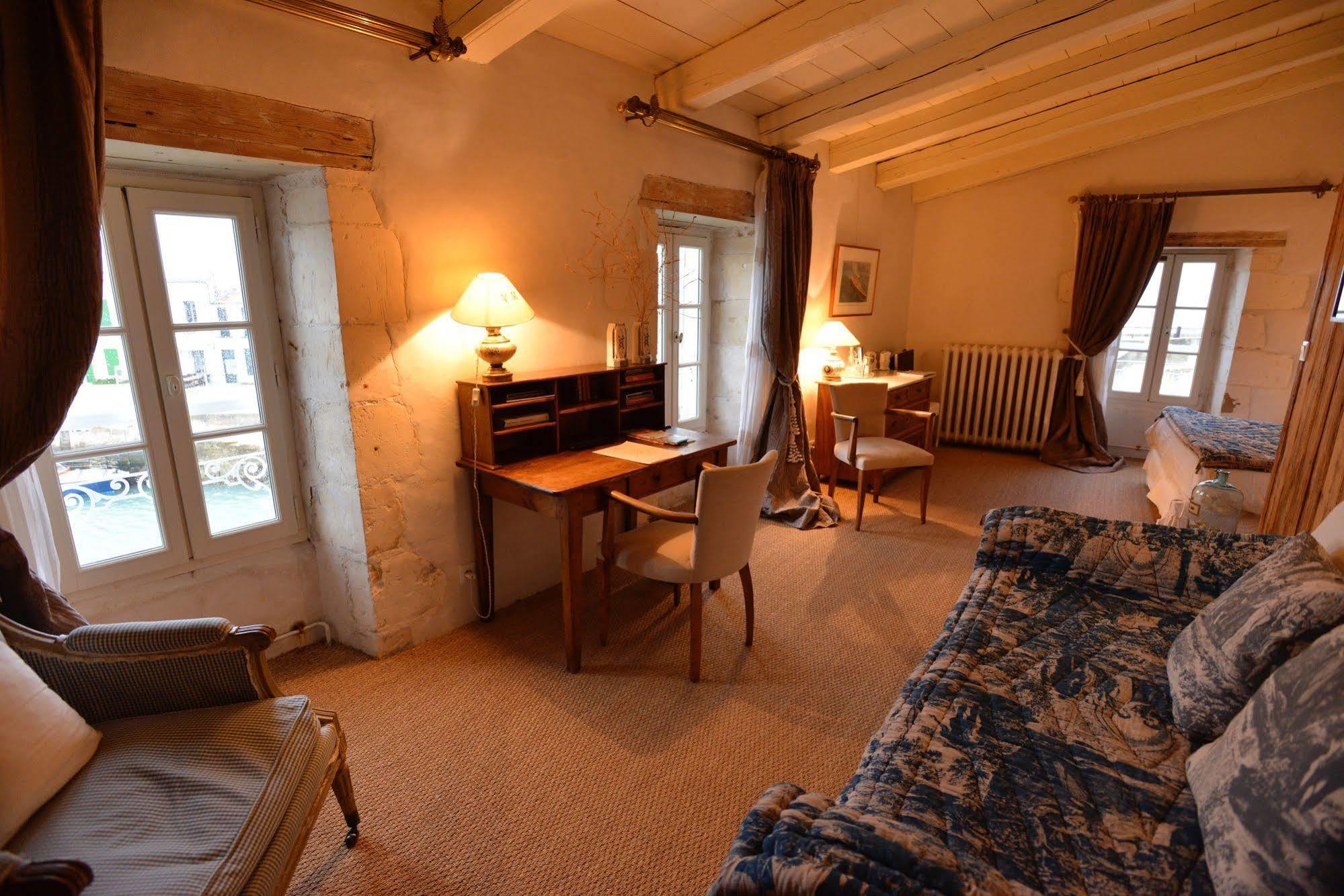 Le Corps De Garde Bed & Breakfast Saint-Martin-de-Ré Eksteriør bilde
